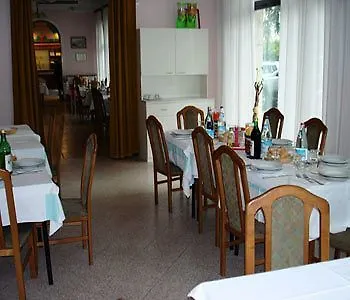 Hotel Mignon 50 Mt Dalla E Dall'isola Pedonale 2*