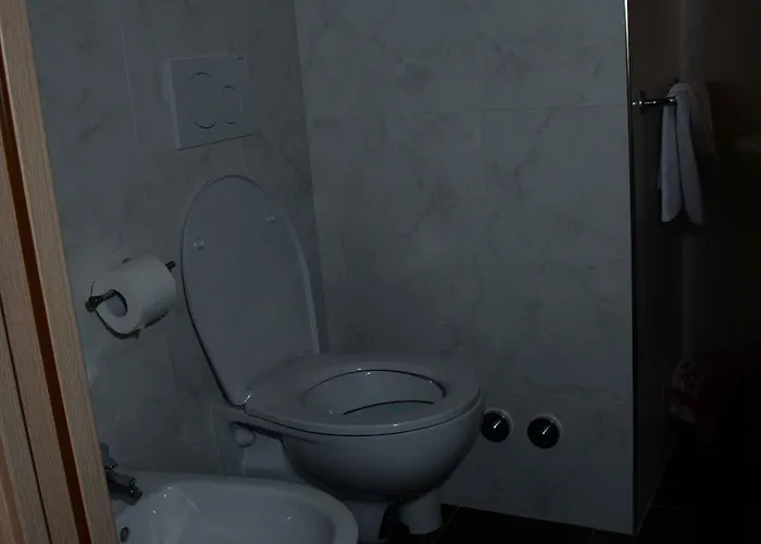 Mignon 50 Mt Dalla E Dall'isola Pedonale فندق