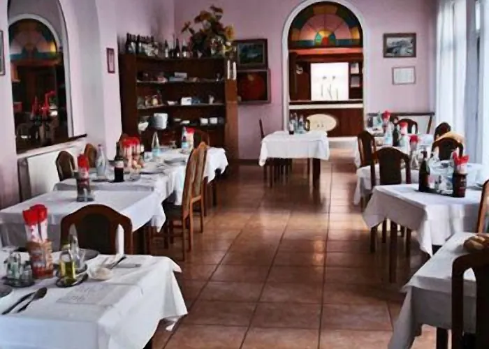 Hotel Mignon 50 Mt Dalla E Dall'isola Pedonale Alassio