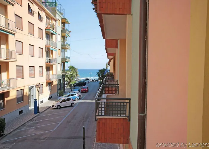 فندق Mignon 50 Mt Dalla E Dall'isola Pedonale