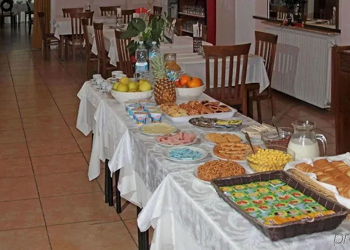 Mignon 50 Mt Dalla E Dall'isola Pedonale فندق