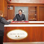 Mignon 50 Mt Dalla E Dall'isola Pedonale Hotel 2*