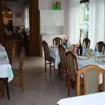 Hotel Mignon 50 Mt Dalla E Dall'isola Pedonale 2*