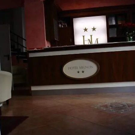 Hotel Mignon 50 Mt Dalla E Dall'isola Pedonale 2*