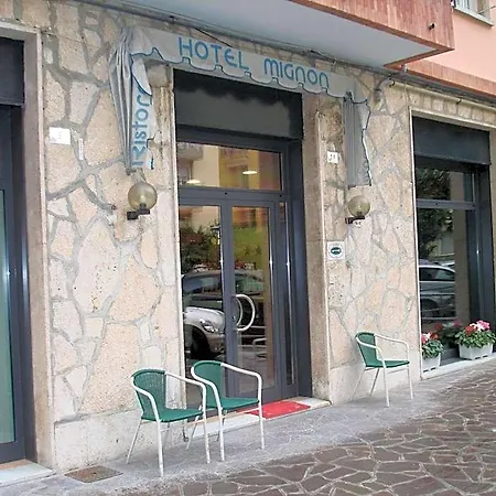 Mignon 50 Mt Dalla E Dall'isola Pedonale Otel