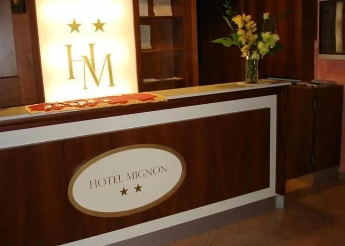 Mignon 50 Mt Dalla E Dall'isola Pedonale Hotel 2*