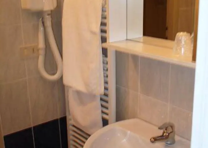 Hotel Mignon 50 Mt Dalla E Dall'isola Pedonale